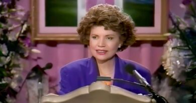 How Angels Help You Effect Personal Planetary Change - Ep. 07 - How to Contact Angels Lecture Series