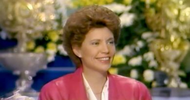 Song 415 - To The The Mother of Exiles