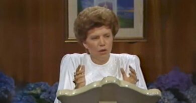 Elizabeth Clare Prophet Lecture on World Prophecy - St Germain Dictation