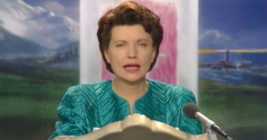 Service to Lanello and K17 on October 6, 1993