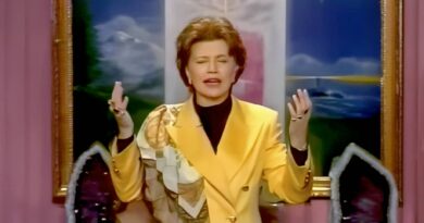 DECREE 20.21: FATHER-MOTHER LIGHT MANTRA