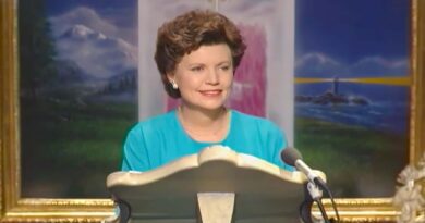 Lecture on the Life and Teachings of Padma Sambhava - August 23, 1994
